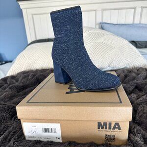 MIA Piani Knit Bootie Size 7M | Navy Silver | Block Heel | NIB
